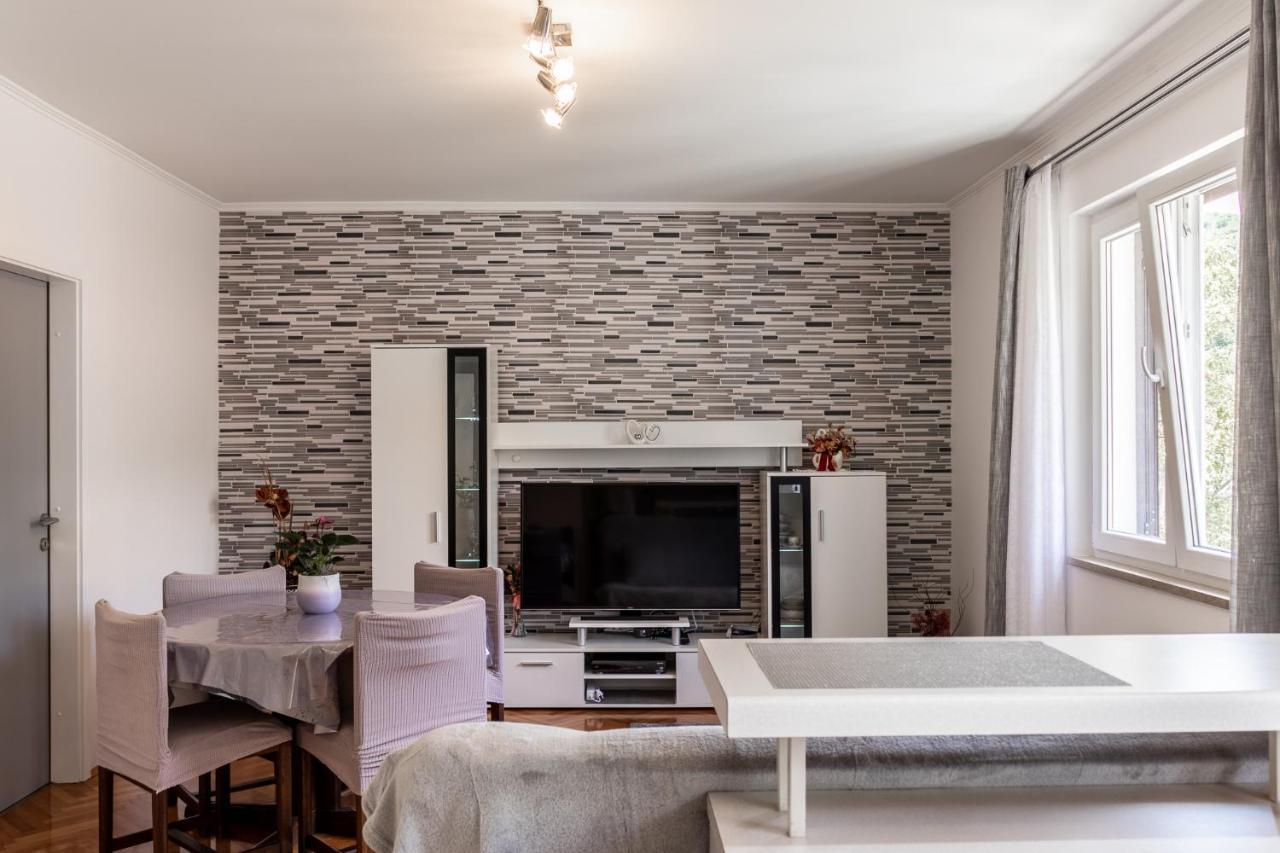 Apartman Danijela Zagorje 外观 照片